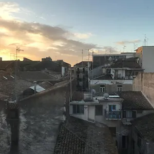 Conte Ruggero Centralissimo Aeroporto di Catania Fontana Rossa